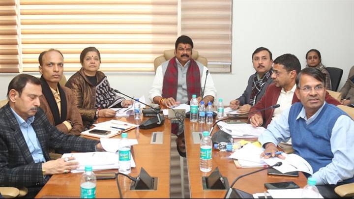 हर ग्राम पंचायत में खोली जायेंगी राशन की दुकाने : मंत्री श्री गोविंद सिंह राजपूत